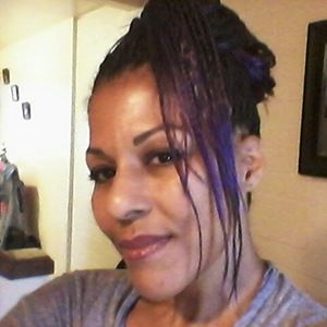 Meet your Posher, Sandrarthornton